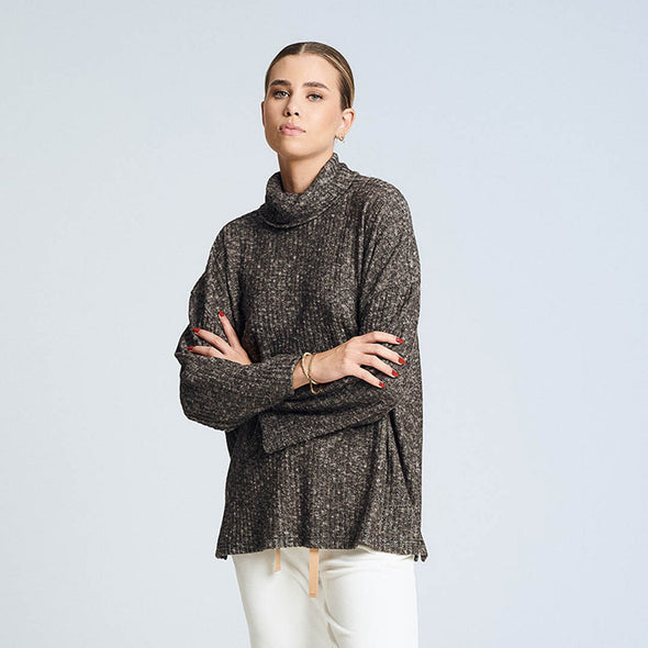 ΜΠΛΟΥΖΑ ΜΕ ΨΗΛΟ ΛΑΙΜΟ ΓΚΡΙ Plus Size  424.10