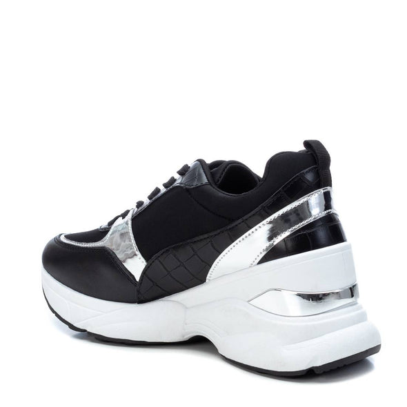 Xti Γυναικείο sneaker μαύρο 44375