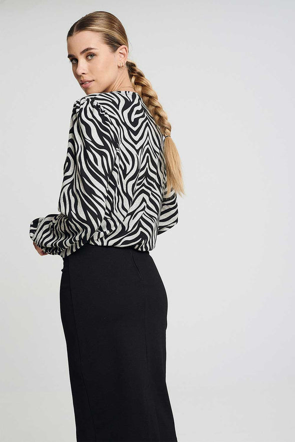 ΜΠΛΟΥΖΑ ANIMAL PRINT ΓΚΡΙ 22-23-440